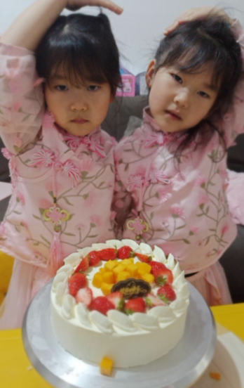 （生命迈幼·从爱出发）过生日的n种庆祝方式_html_m44fa976f.png