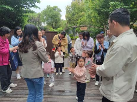 定稿：【生命迈幼  党工共建】趣味亲子行，童心筑未来_html_97b2025.jpg