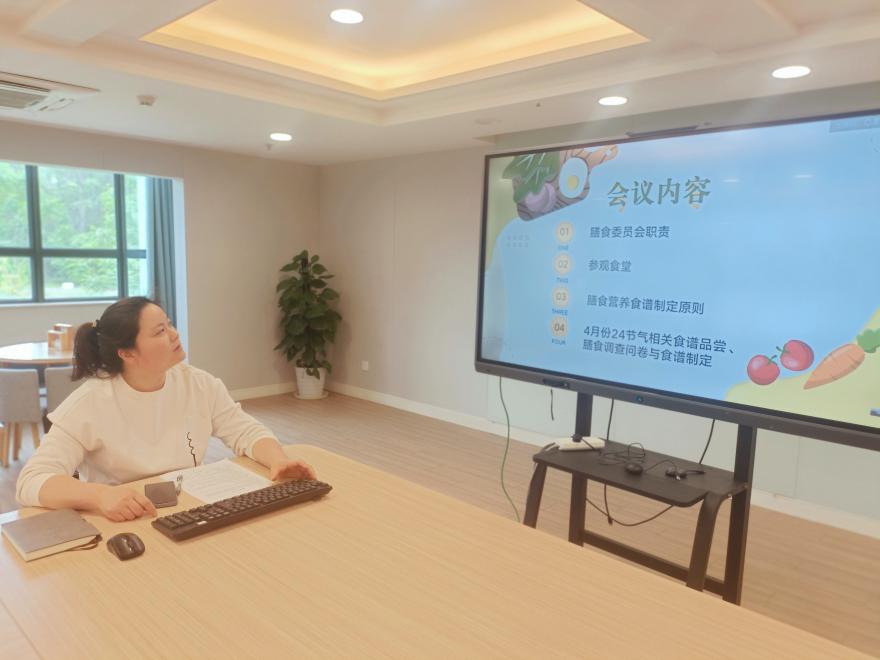 【生命迈幼卫生保健】“食”全“食”美，健康相伴——记迈幼嘉誉山园膳食委员会_html_365e5516.jpg