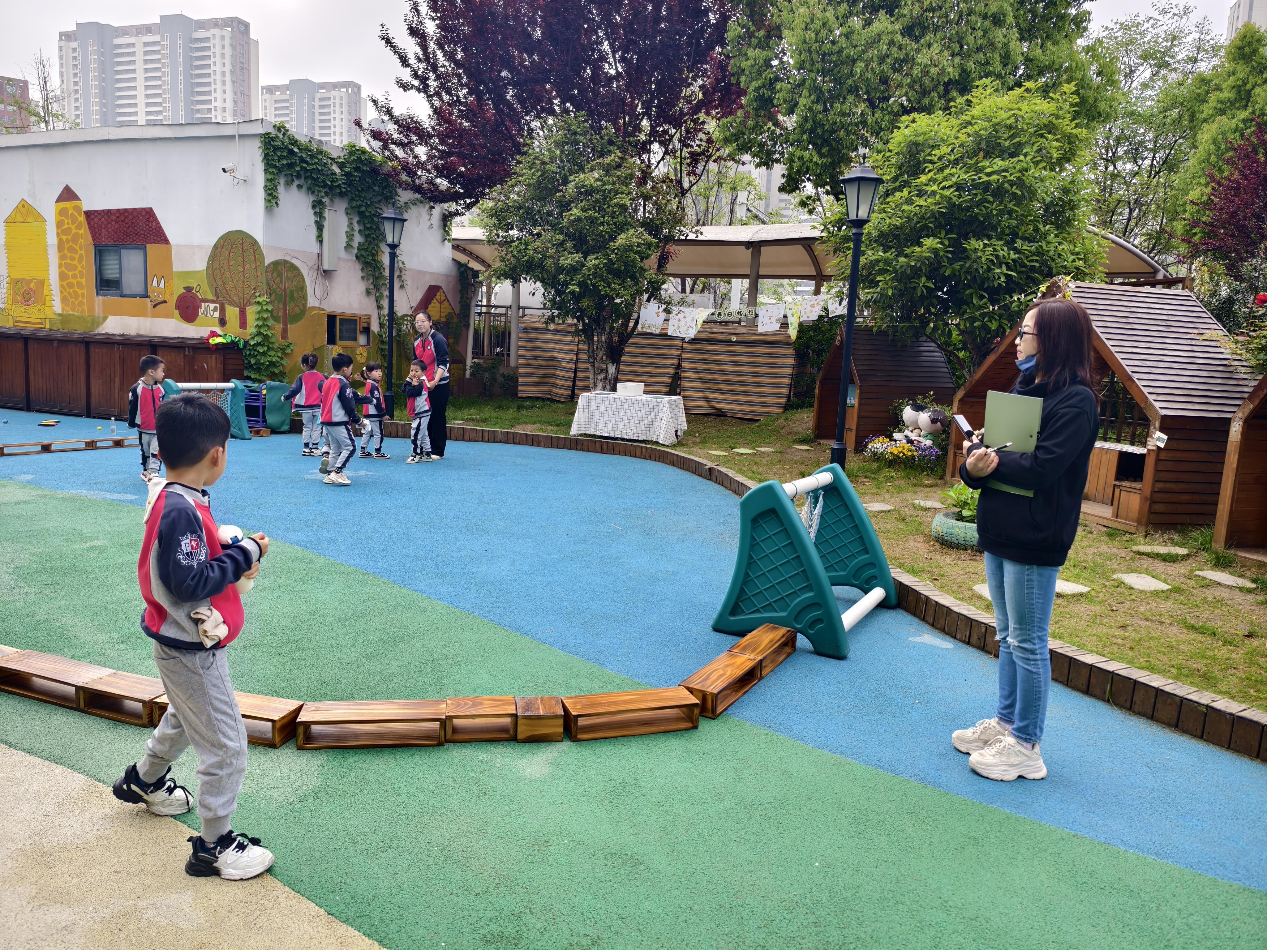 【生命迈幼&middot;幼教督导】督园所发展，促体能为行——迈幼三园4月专项督导_html_a5e349e.jpg