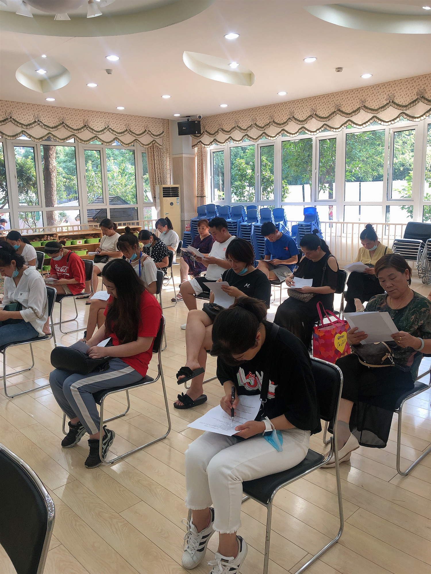 家长膳食委员会报道_html_m79fe820c.jpg