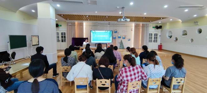中班组家长开放日新闻稿 孙语潇_html_68adf8e7.jpg