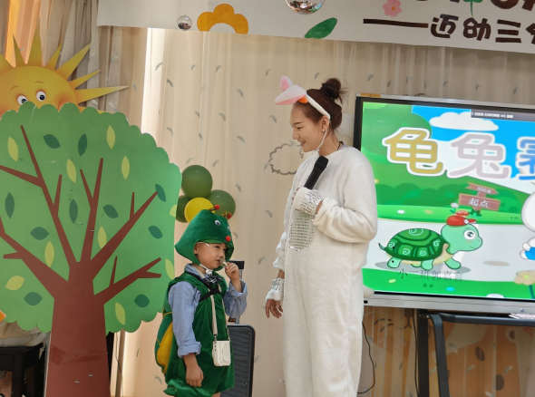 【“绘”阅读 “绘”表演】迈幼三园第六届阅读节故事大王专场_html_m14f7ee11.png