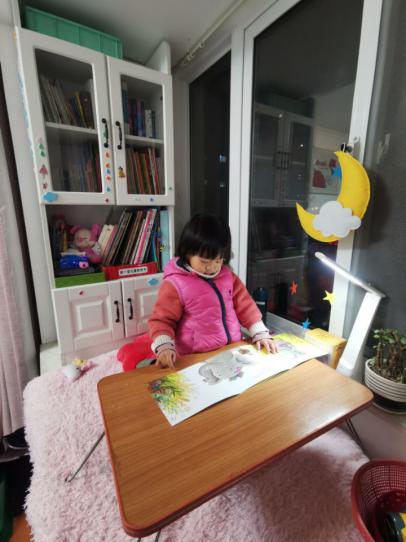 最美阅读角总报道_html_m18e98a8b.jpg