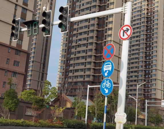 【生命迈幼】马路上的秘密_html_43610715.jpg