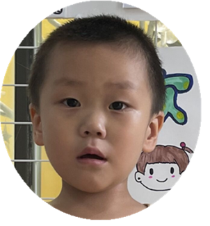 “咻”！滑滑梯 报道_html_600e7ab3.png