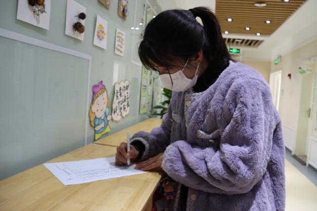 家长学校报道_html_1902f8df.jpg
