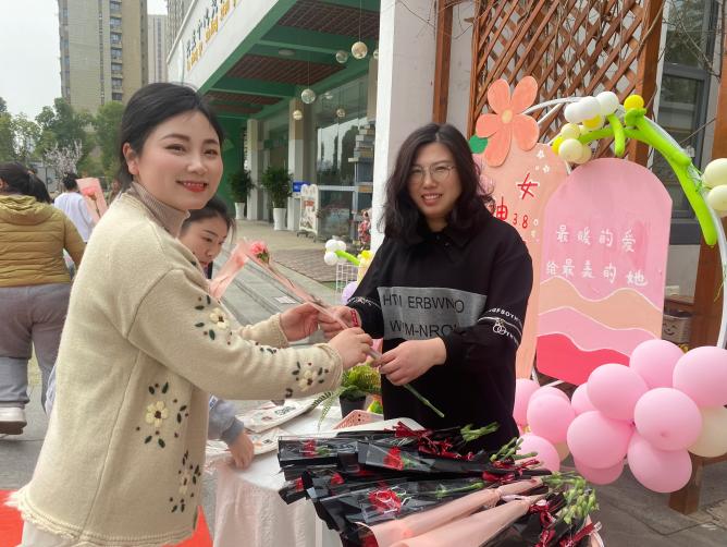 三园三八妇女节报道_html_m26afd2eb.jpg