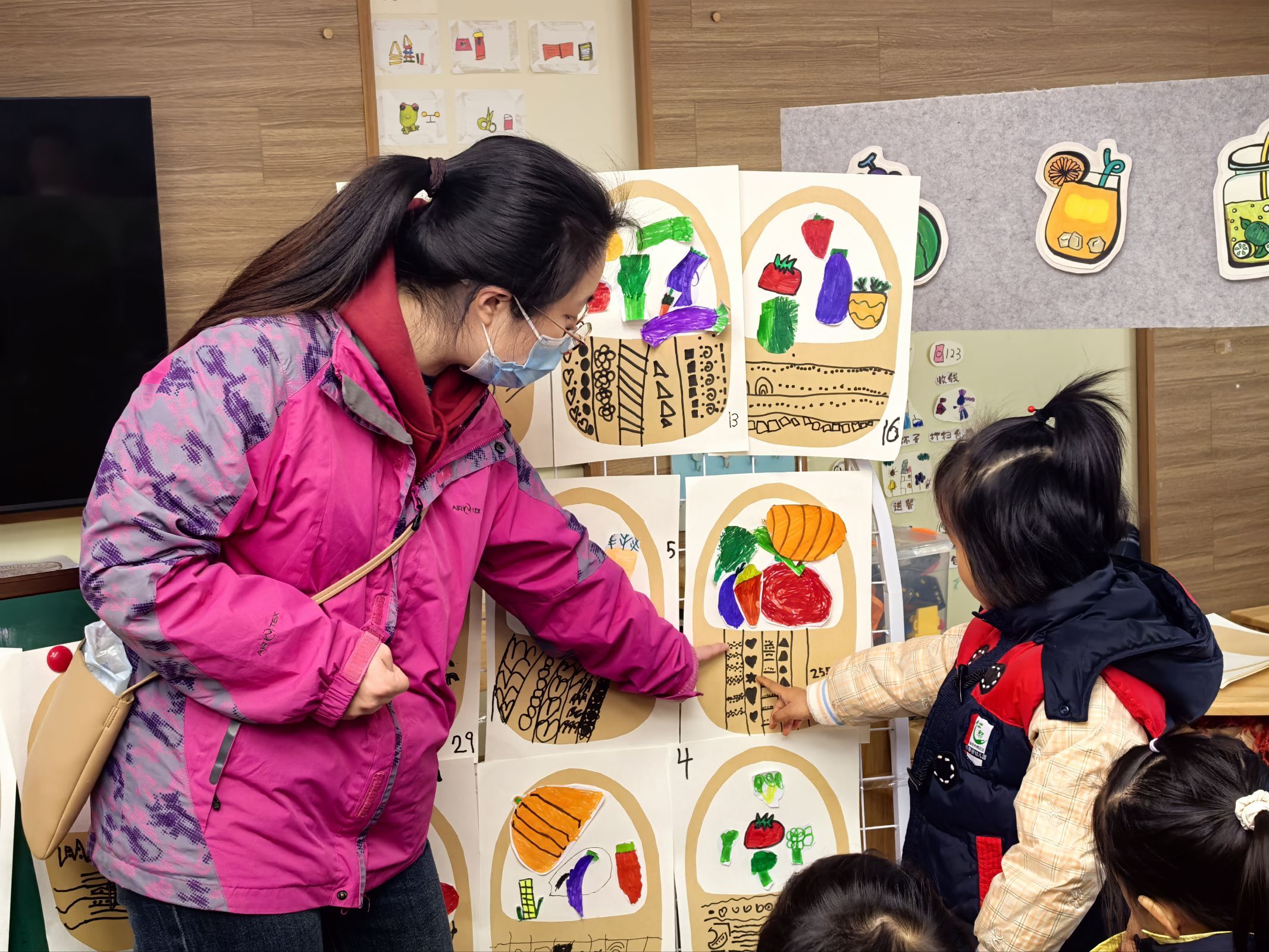 定稿【生命迈幼·教学动态】以爱为桥 见证绽放——记迈幼嘉誉山分园家长半日开放活动_html_m33ee4afc.jpg