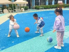 20241231【生活燕幼·园区动态】燕鸣苑分园：“寻年记，集五福”——庆祝元旦系列活动_html_m5f34604.jpg