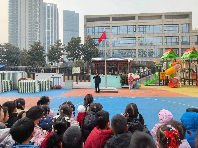 20240302春季开学安全教育活动新闻_html_m5da8a451.jpg