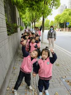 年级组动态_html_54c8287e.jpg