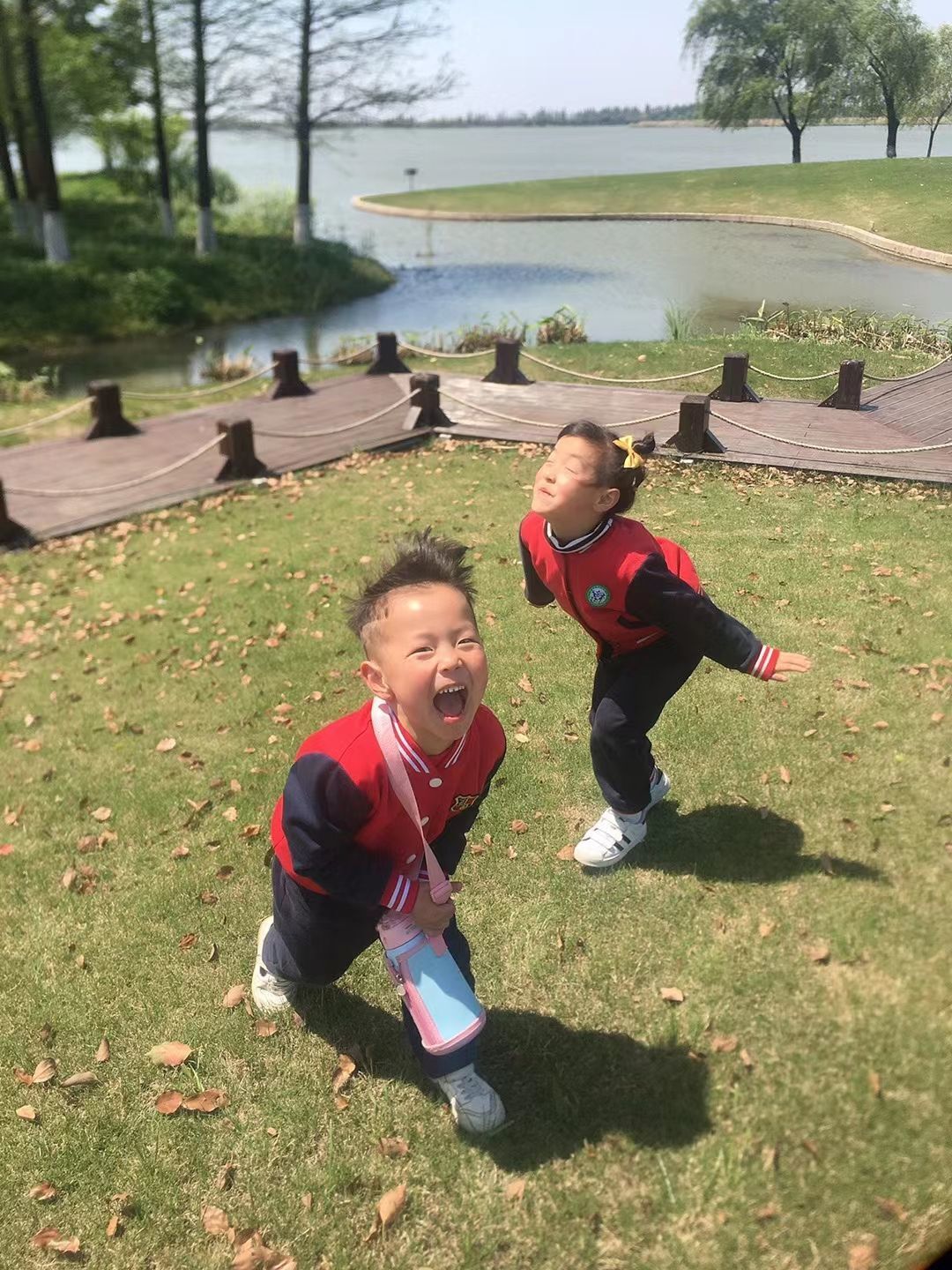 20210409新城春游_html_m5e804960.jpg