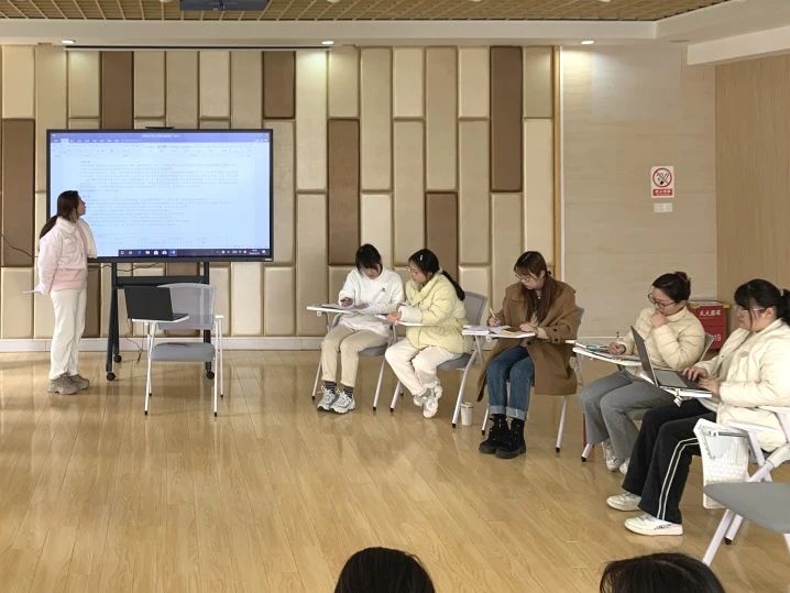 20240315【生活燕幼·园区动态】下庙分园：“课程审议，观摩学习”——大班年级组课程审议展示活动_html_421e649f.jpg
