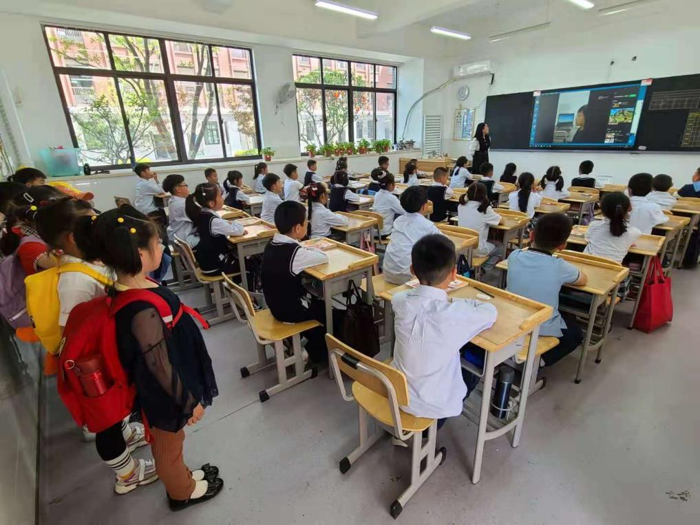 20210508新城园区大班参观小学活动(1)_html_355a4fa0.jpg
