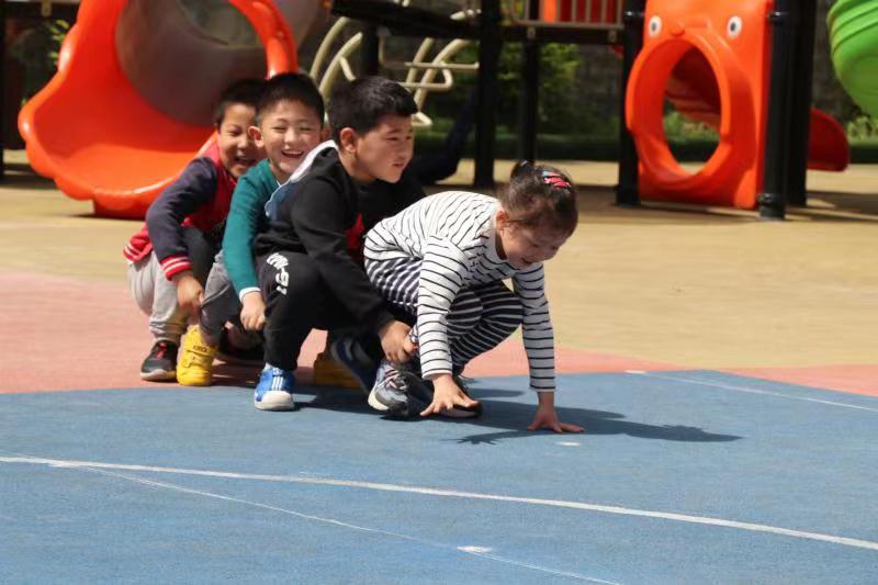 20210430新城大班运动会新闻_html_m6754eb6c.jpg