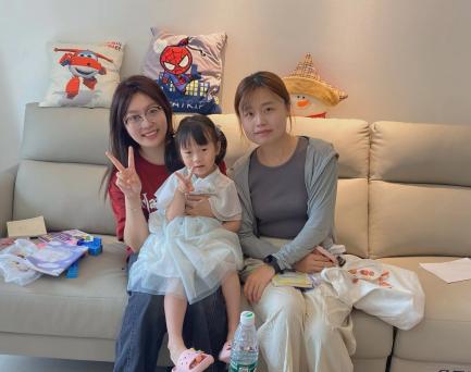 【生活燕幼·家园共育】“初见美好，与爱相约”——小班年级组新生家访活动_html_m2084f765.jpg