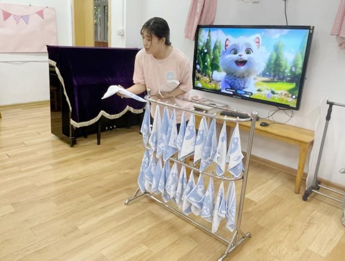 2023.8.30小班新生适应活动_html_215f1a99.jpg
