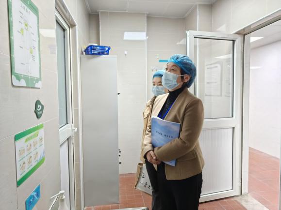 20250402【生活燕幼·园区动态】新城分园：筑牢健康防线 护航快乐成长_html_7295328d.jpg
