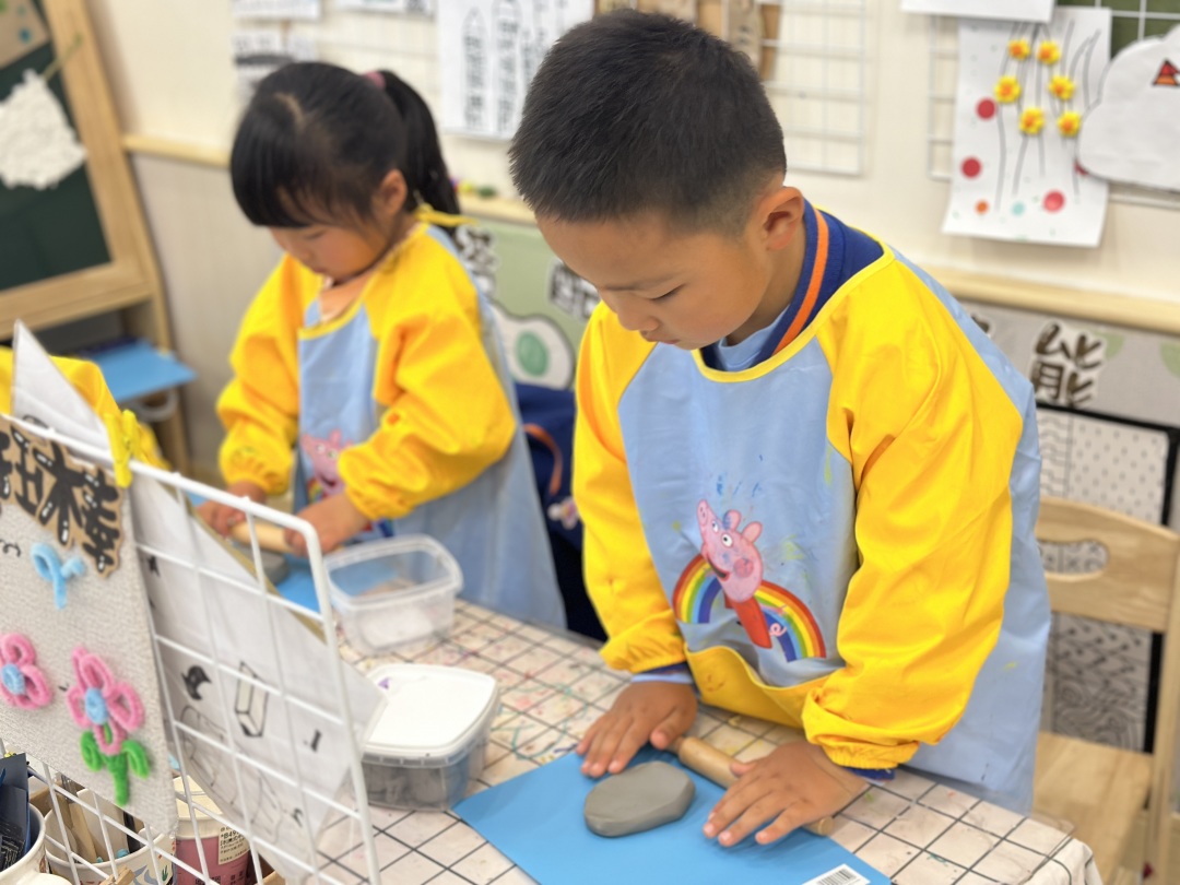 20240429 【生活燕幼·园区动态】“展劳动之美，育劳动之乐”——五一劳动节活动_html_m4e4d14a8.jpg
