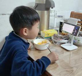 20240402燕幼中心园线上家长会_html_3fcb3dda.jpg