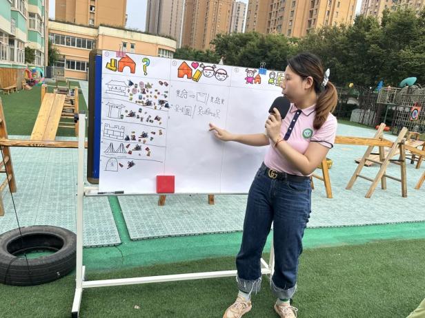 【生活燕幼·园区动态】下庙分园：“走行知路，议儿童事” ——第二次儿童陶研会顺利召开_html_4f05b9ef.jpg