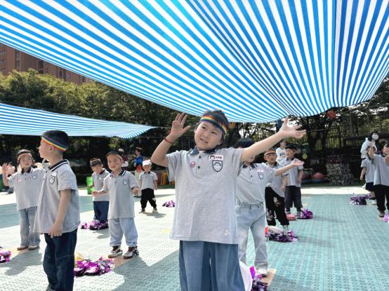 【生活燕幼·园区动态】下庙分园：“大手牵小手，球趣乐无穷”——小中班运动会_html_2c656698.jpg