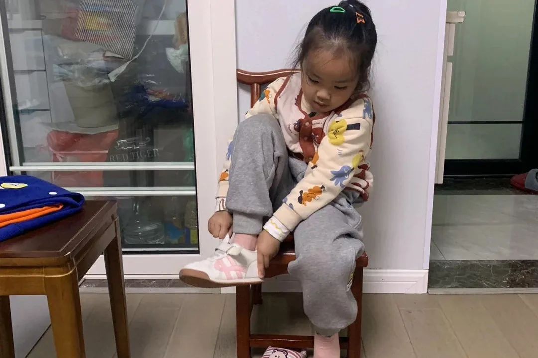 20231215【生活燕幼·园部动态】下庙分园：“自理小能手，快乐显身手”——自理能力大赛_html_3df4e986.jpg