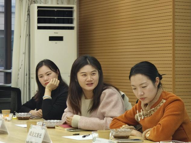 20241111园级家委会新闻稿_html_m6185c2d6.jpg