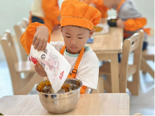 20241029  【生活燕幼&middot;园区动态】燕鸣苑分园：“萌娃庆生，欢乐时光”——十月“小桃子”集体生日会_html_m77836cea.png