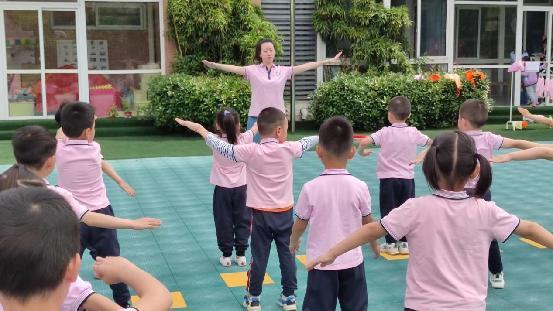 20220513祥和园区幼儿早操评比活动_html_m18dfa67.jpg