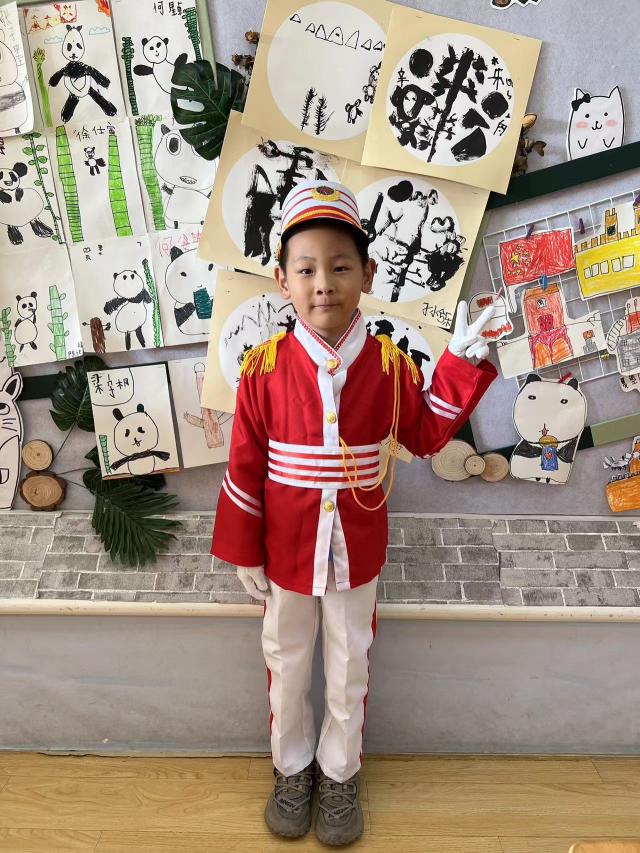 20231030【生活燕幼&middot;园区动态】下庙分园：“小仪式，大情怀”——大三班升旗仪式_html_m67b8a1ea.jpg