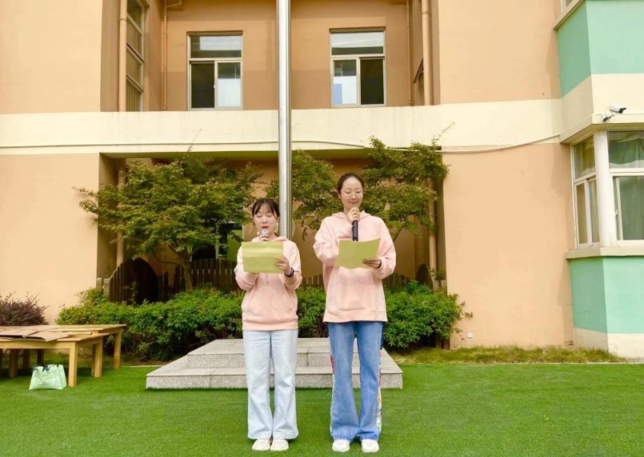 【生活燕幼·年级组动态】下庙分园：“大手牵小手，一起来运动”——中班半日开放暨亲子运动会活动_html_b5ad3f0.jpg