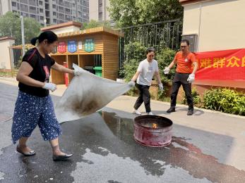 20250606【生活燕幼·安全第一】燕鸣苑分园“安全童行 护幼成长”——消_html_6eaf511e.jpg