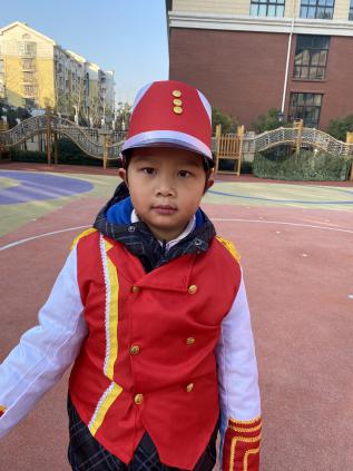 20201221【小仪式，大情怀】新城园区大一班升旗仪式_html_5a075f88.jpg