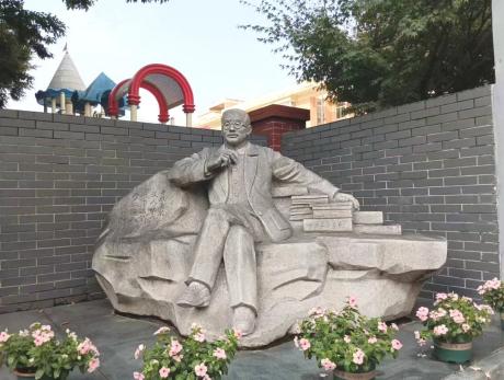 【生活燕幼·园区动态】下庙分园：方寸之地显思想，润物无声育童心——“行知思想”办公室文化评比_html_m322a8f77.jpg
