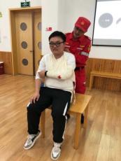 祥和园区教职工急救知识培训活动_html_45e70ffb.jpg