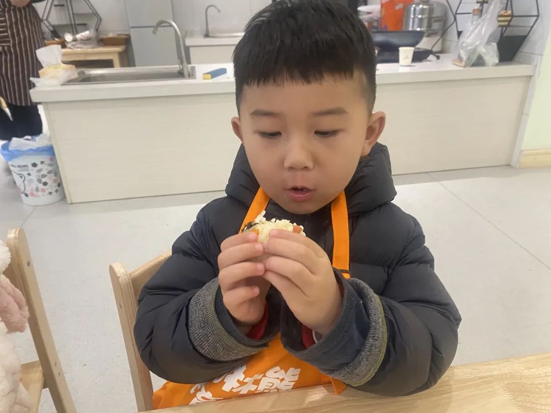 20230321【生活燕幼·园区动态】燕鸣苑分园：遇春分 知春意——舌尖上的节气之春分_html_5fe4222c.jpg