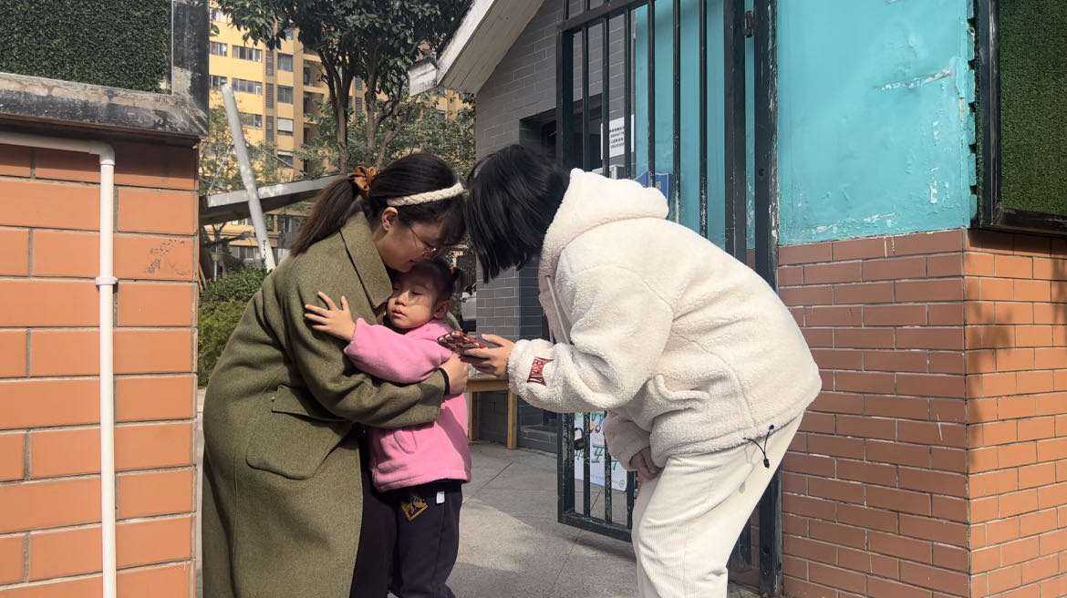 防拐防骗，为爱护航——防拐骗安全演练活动_html_6fd43924.jpg