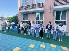 20230509【生活燕幼·园区动态】燕幼中心园：“拥抱春日 悦动成长”—班级早操评比暨体育技能比赛活动_html_m14cfaf9.jpg