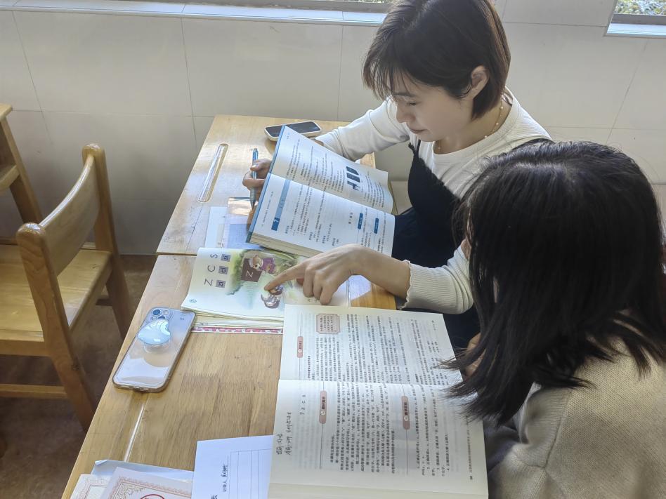 【养正颐小·教学】凝聚集体智慧 打造高效课堂  ——中电小学语文组集体备课报道