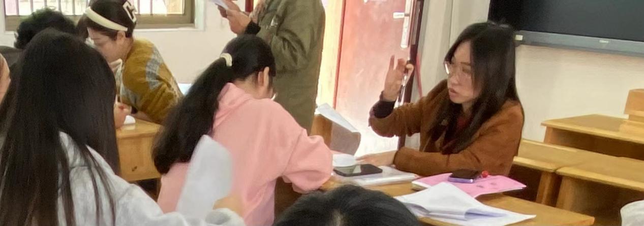 各抒己见集智慧_html_4d2dc606.jpg