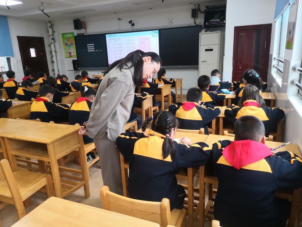 【养正颐小&middot;教学】“教”海过往为序章 “研”路俯拾皆芬芳_html_m31ab0d94.jpg