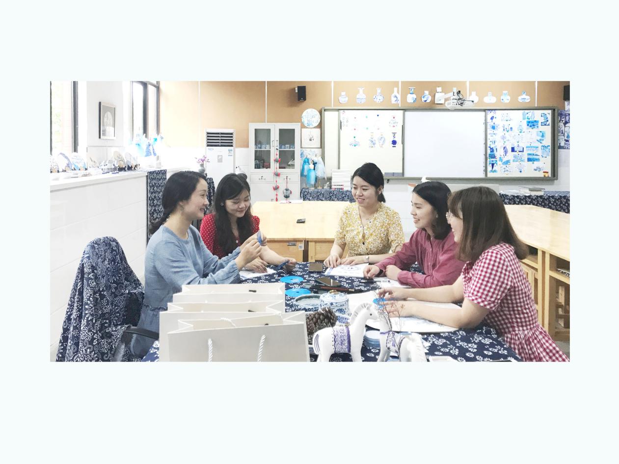 让蓝白之花绽放新“光”彩《青花光盘》师徒磨课新闻 定_html_m5b20341e.jpg
