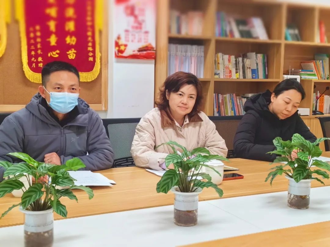 临时_html_7c832c6e.jpg