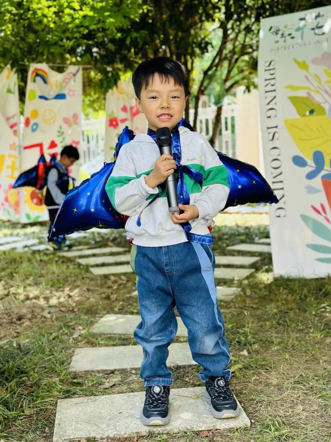 临时_html_186f8b37.jpg