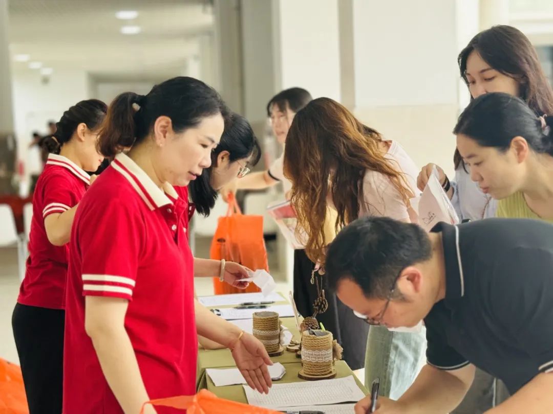 临时_html_m1172a9e0.jpg