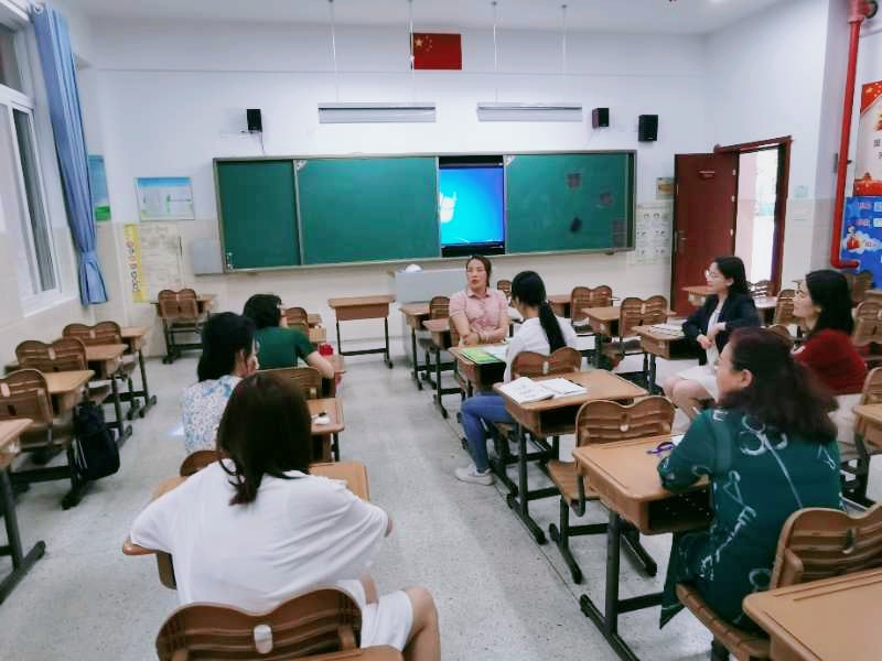 备课新闻稿_html_69cafef1.jpg
