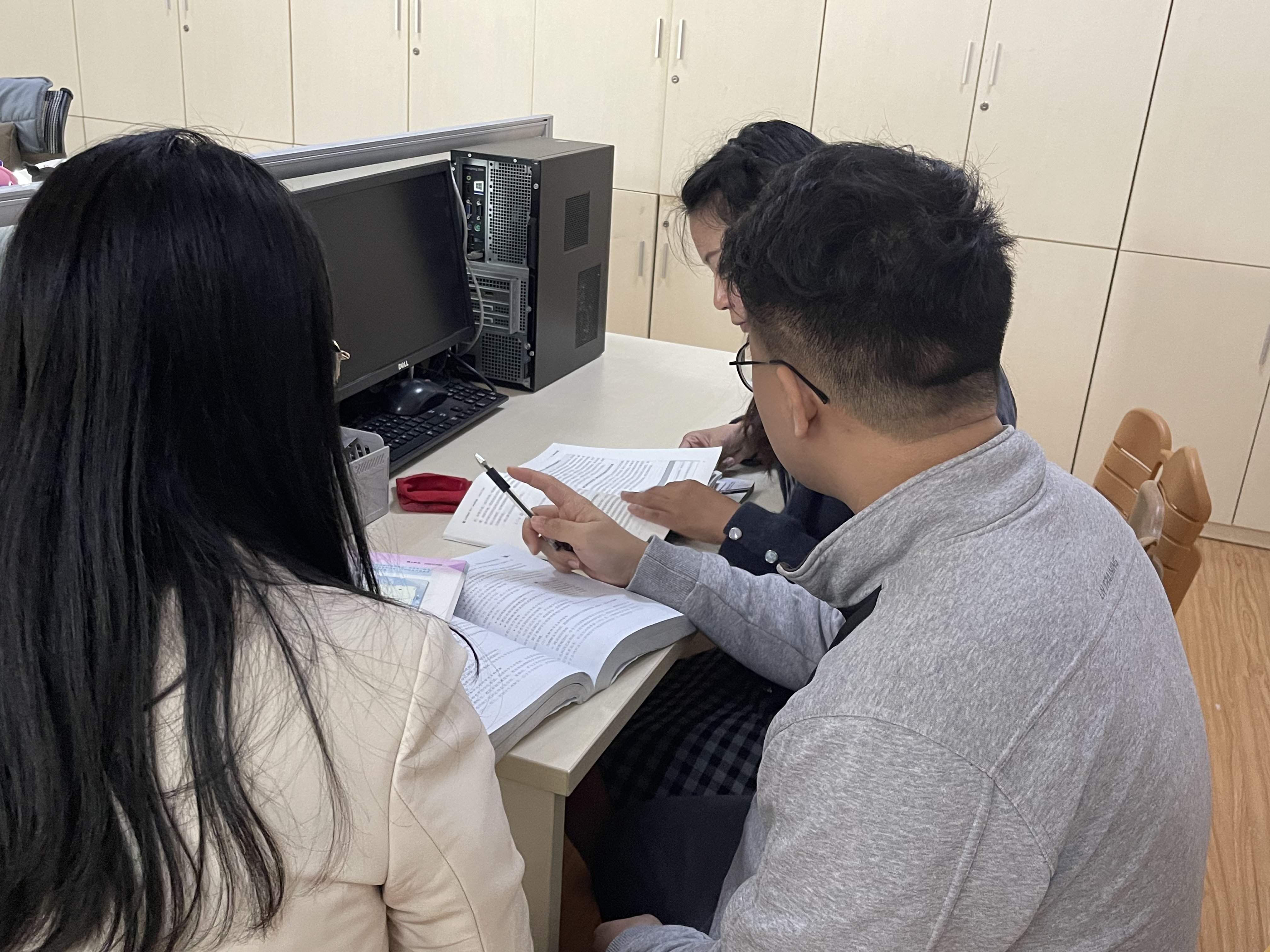 2022年10.9 科学教研（1）新闻稿_html_m44cd5102.jpg