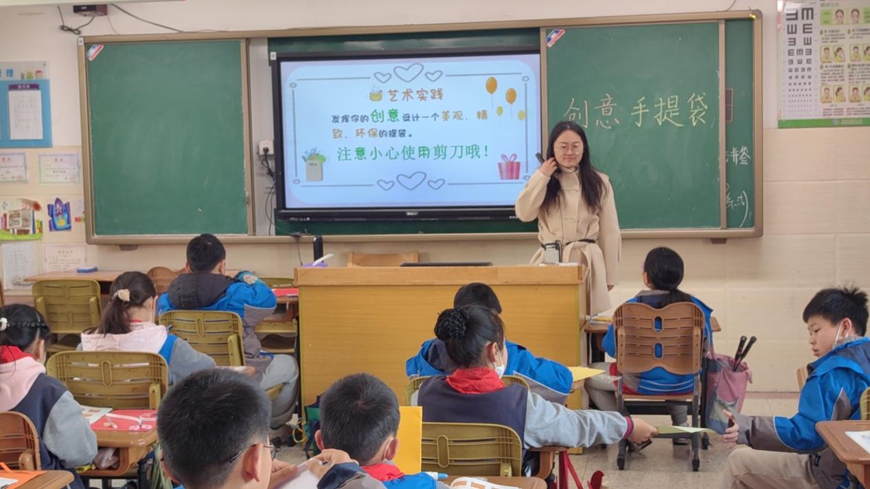 四年级视导报道(2)_html_1d9ec0be.jpg